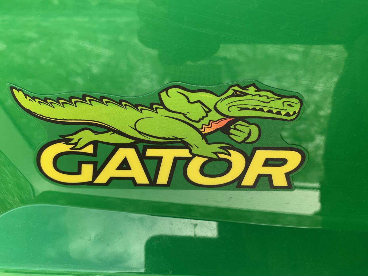 2025 John Deere XUV590M Image 9