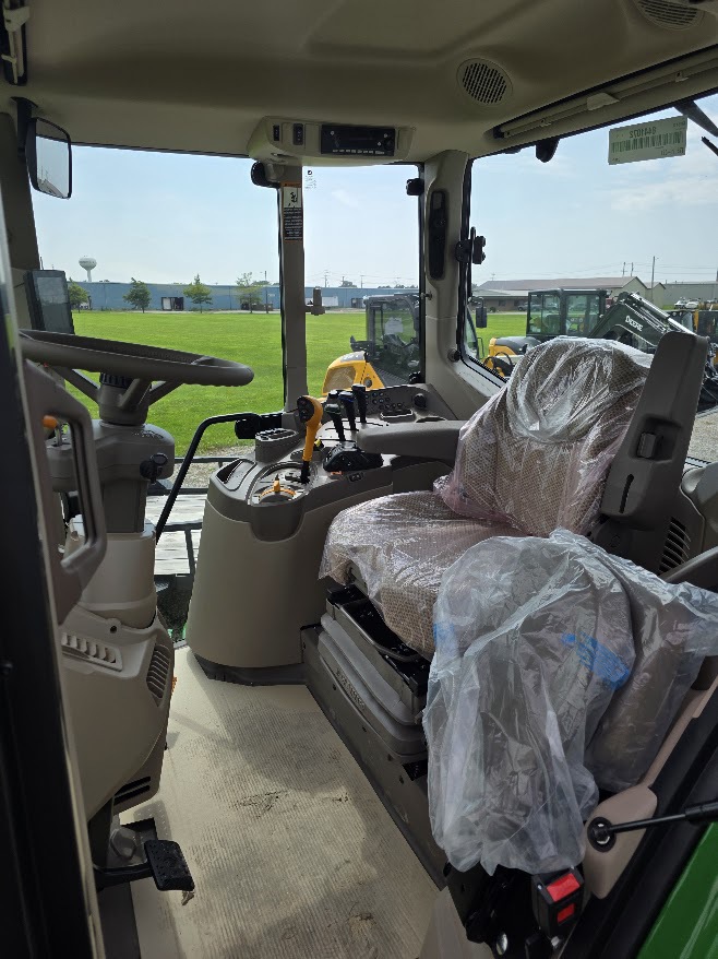 2025 John Deere 6M 130 Image 6