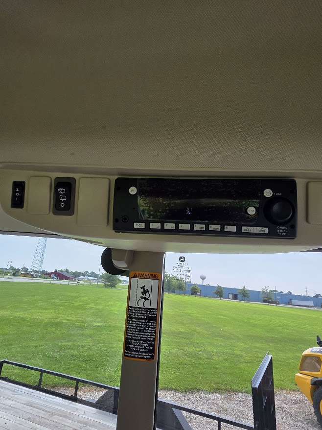 2025 John Deere 6M 130 Image 4