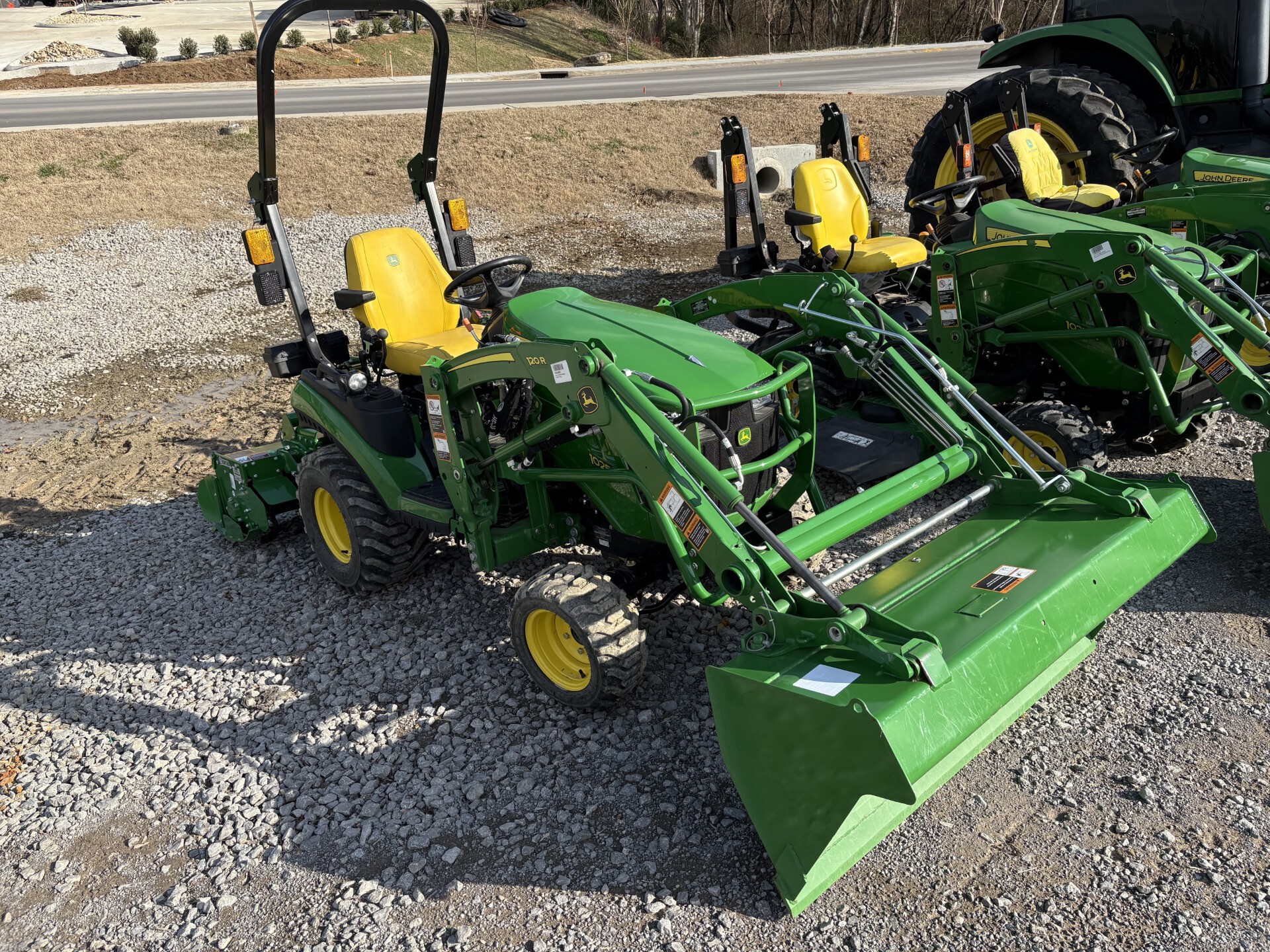 2023 John Deere 1025R