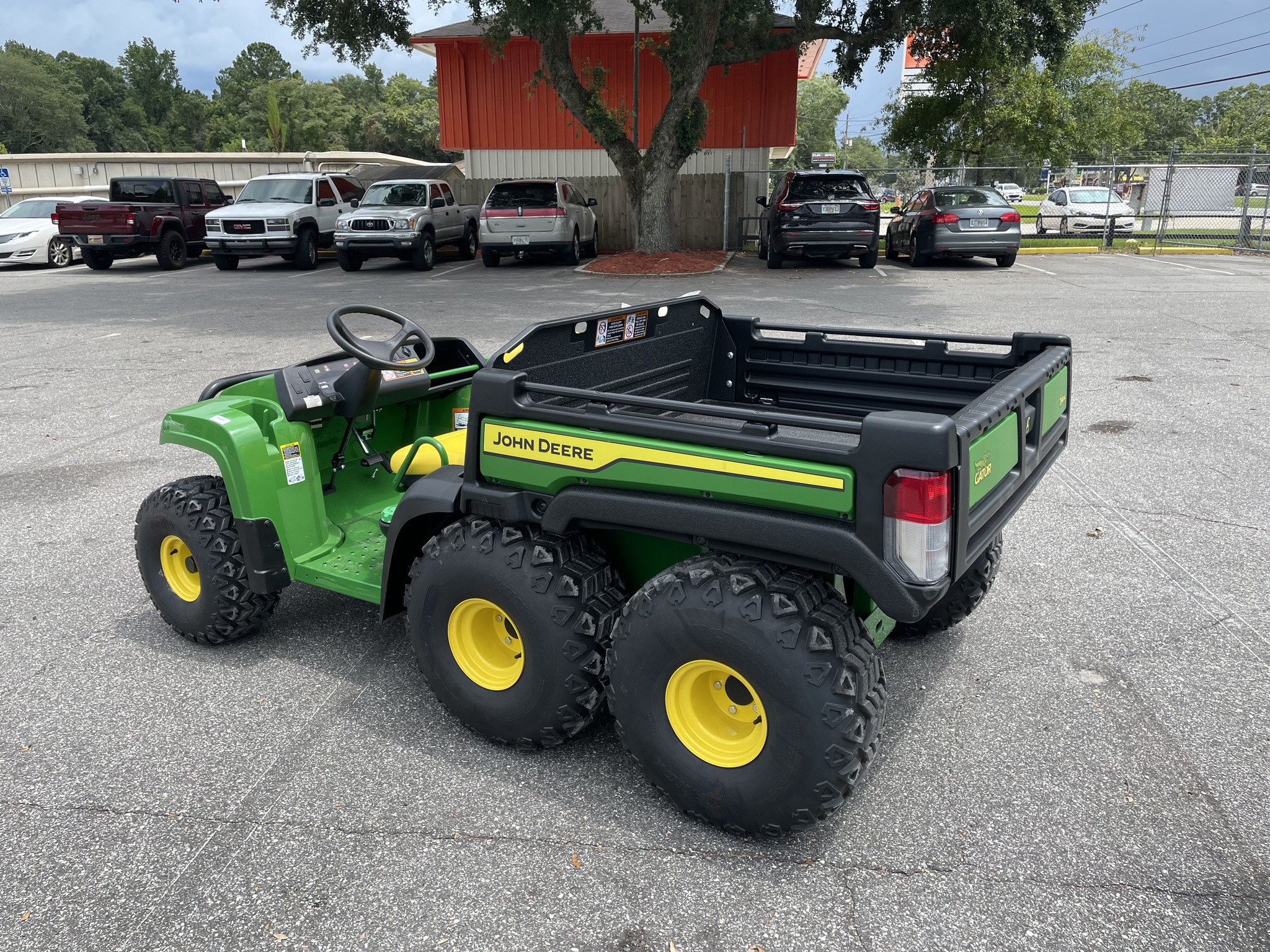 2025 John Deere THD Image 4