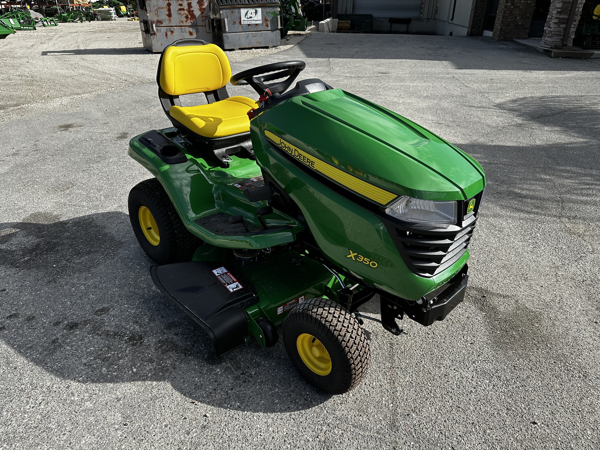 2025 John Deere X350 Image 3