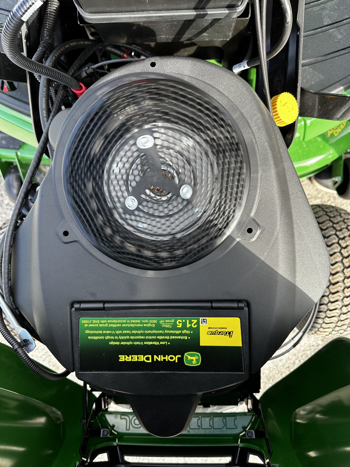 2025 John Deere X350 Image 8