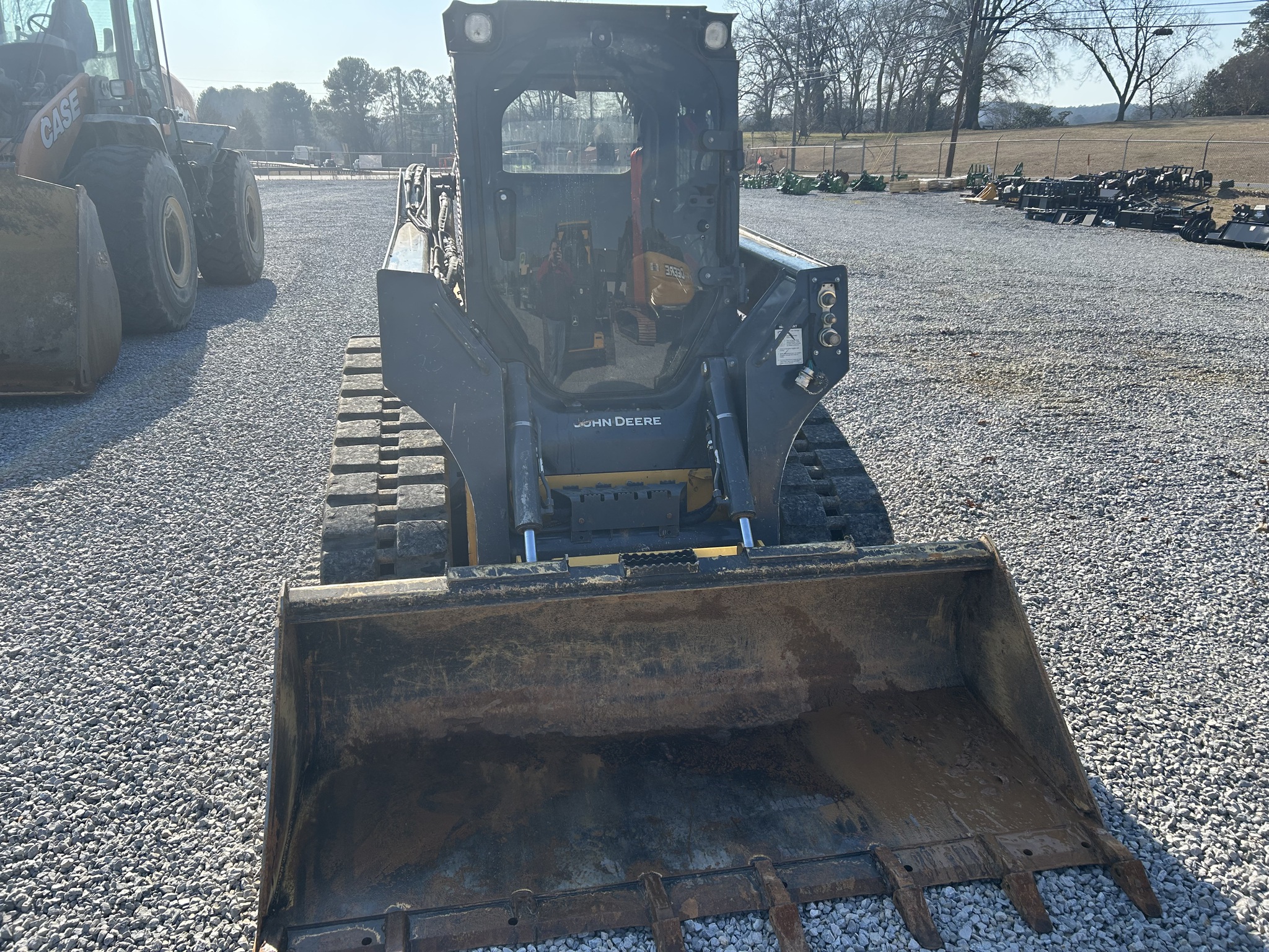 2024 John Deere 325G Image 2