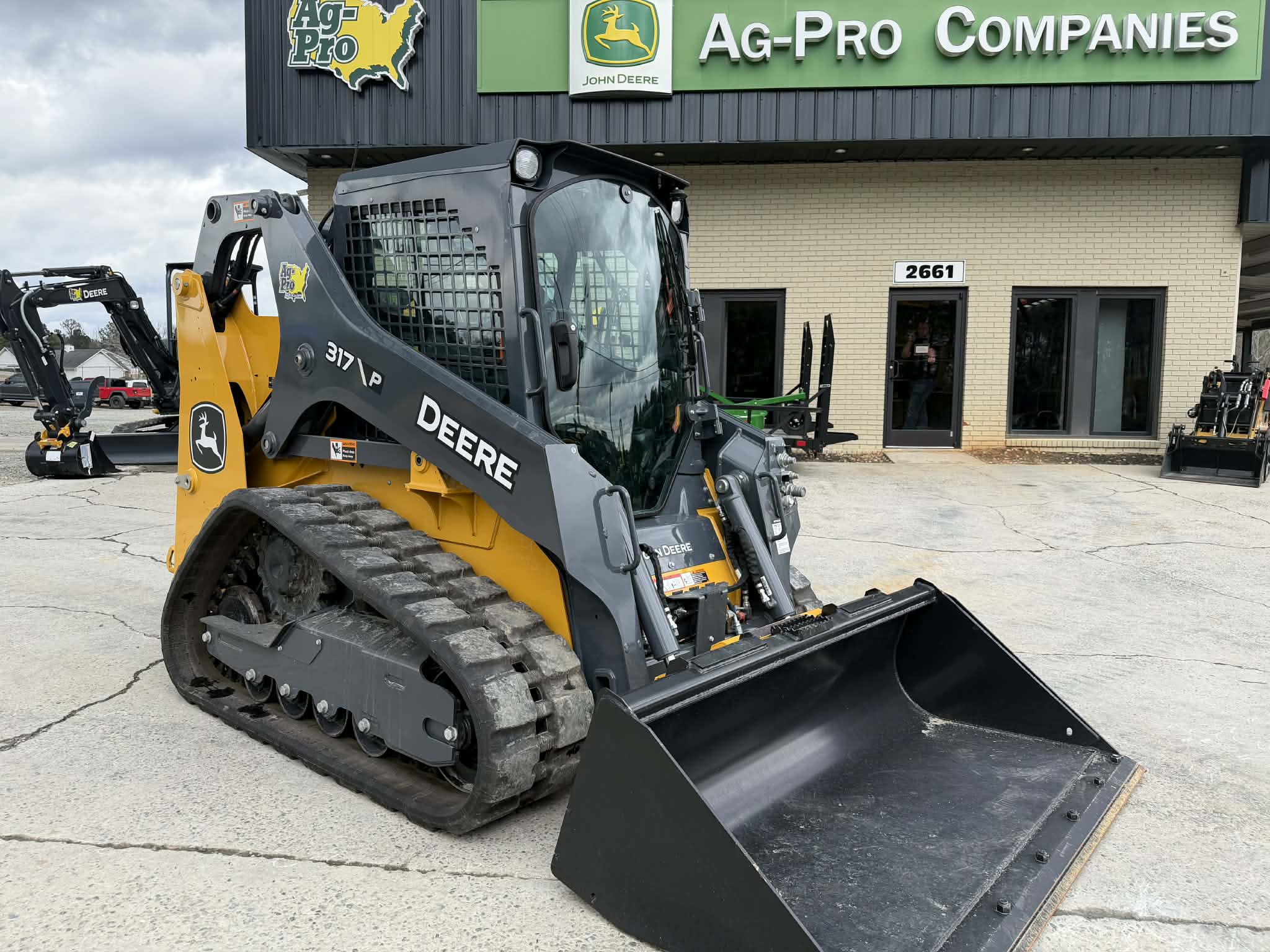 2025 John Deere 317 P Image 1