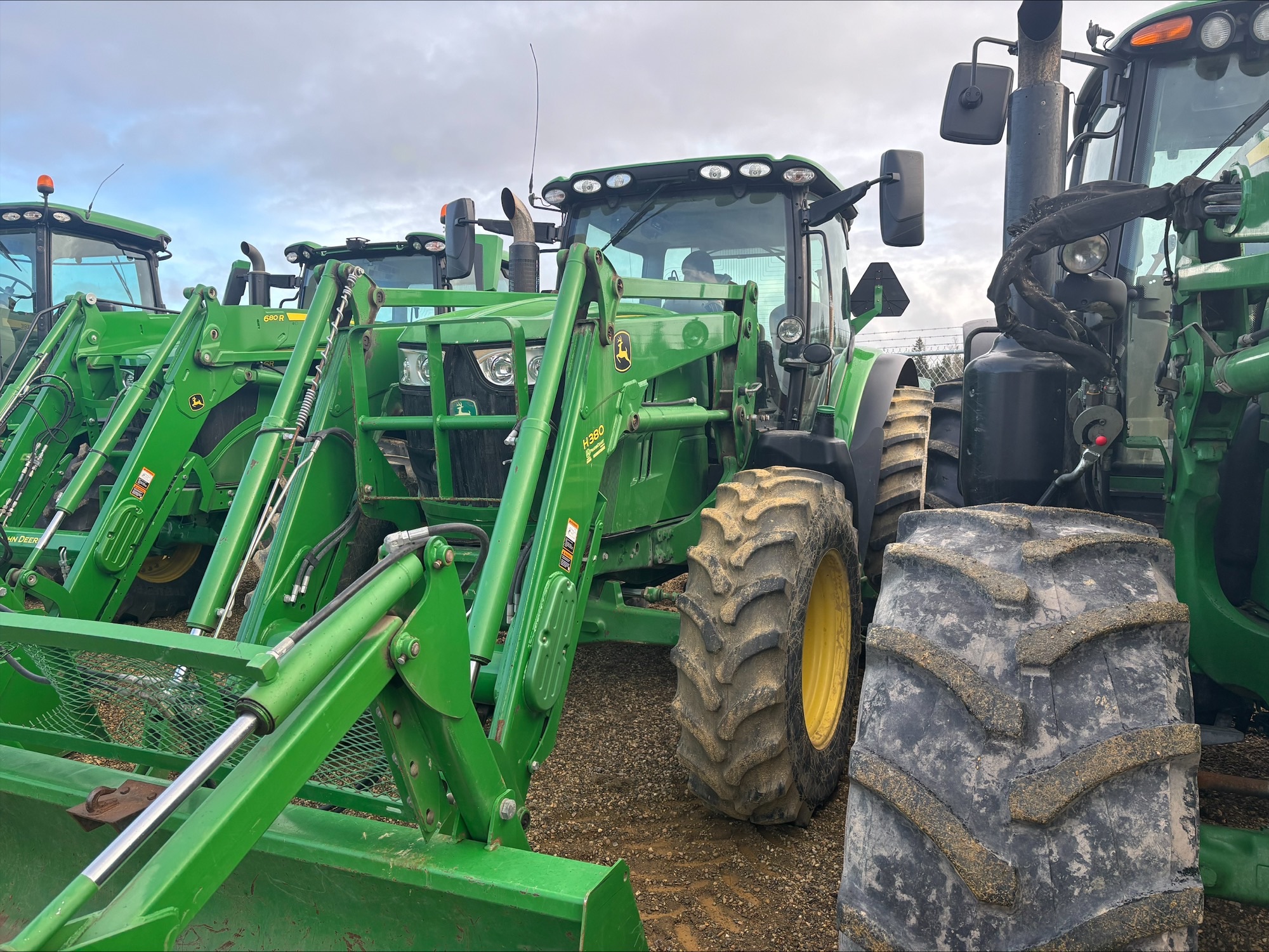 2015 John Deere 6170R Image 2