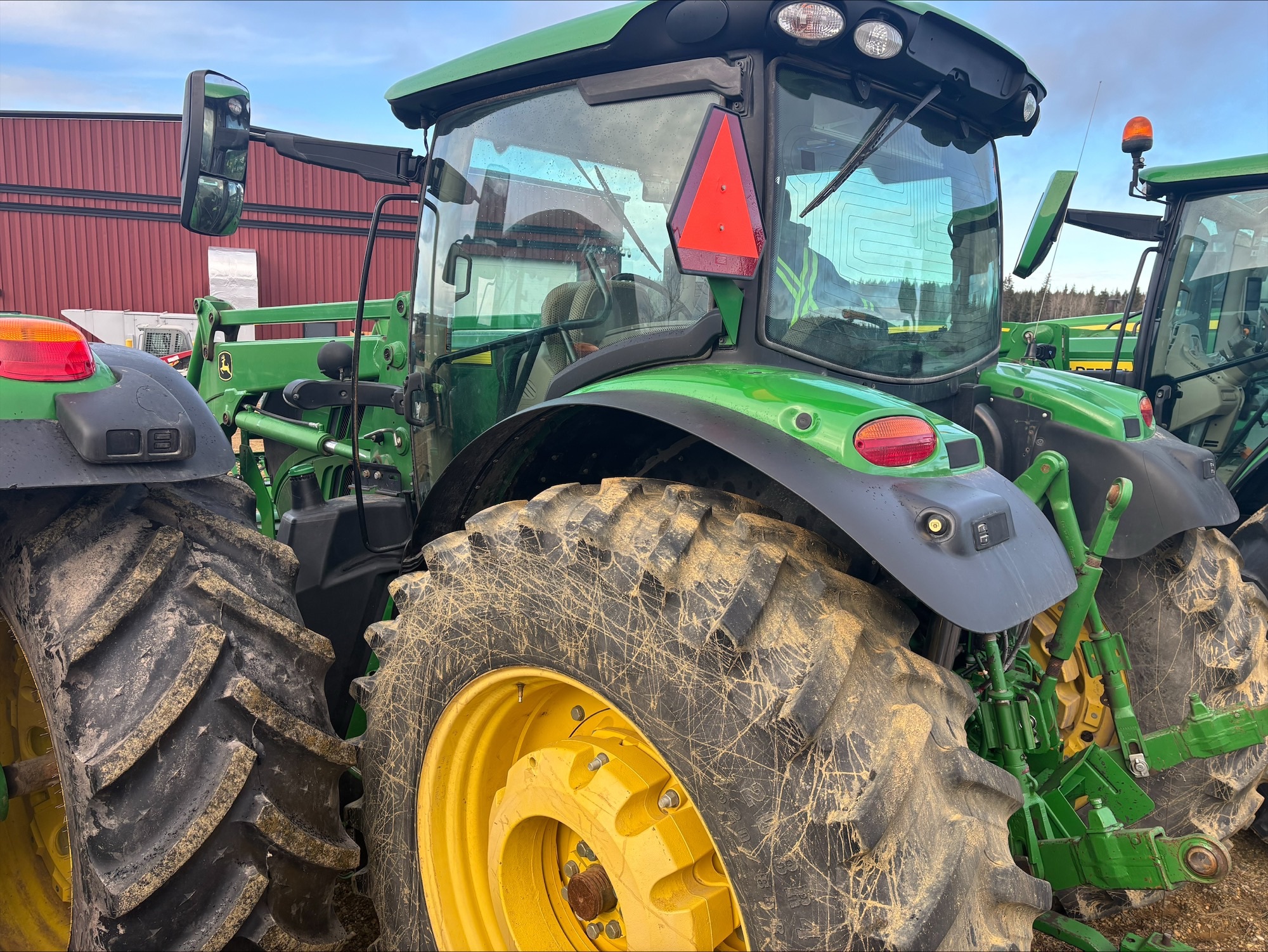 2015 John Deere 6170R Image 4