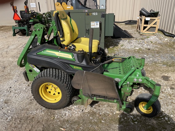 2023 John Deere Z930M Photo 1