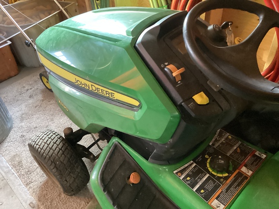 2023 John Deere X590 - Photo6