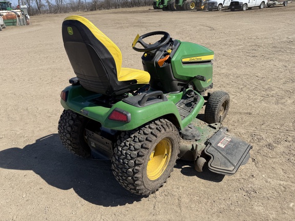 2023 John Deere X590 - Photo3