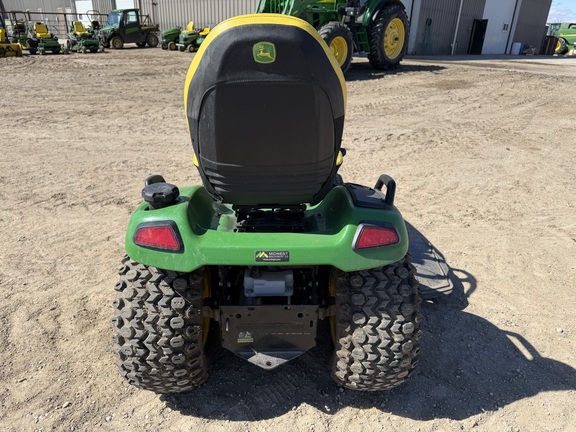 2023 John Deere X590 - Photo4