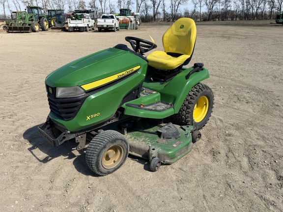 2023 John Deere X590 - Photo7