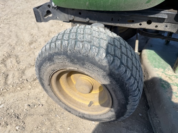 2023 John Deere X590 - Photo10