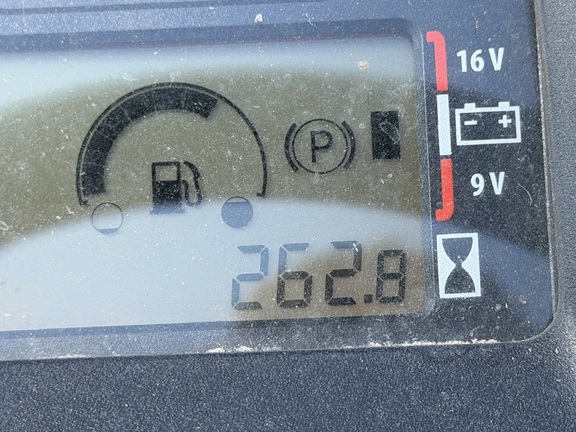 2023 John Deere X590 - Photo21