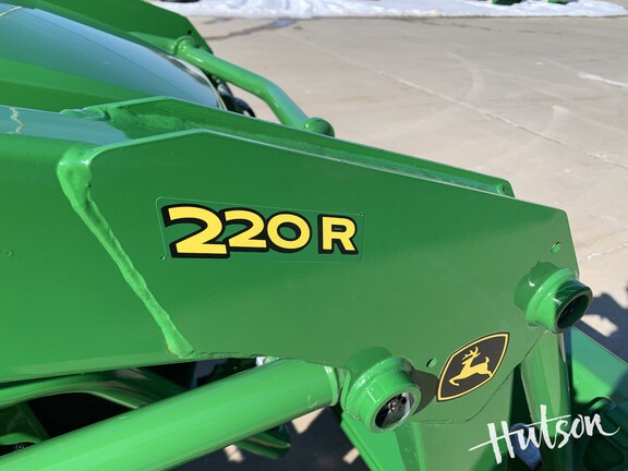 Photo of 2025 John Deere 2032R