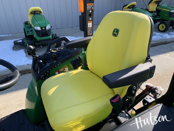 Photo of 2025 John Deere 2032R