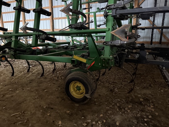  John Deere 2210 - Photo4