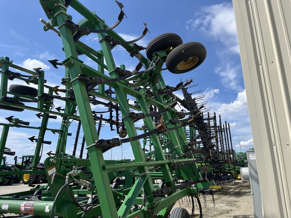 2004 John Deere 2210 - Photo9