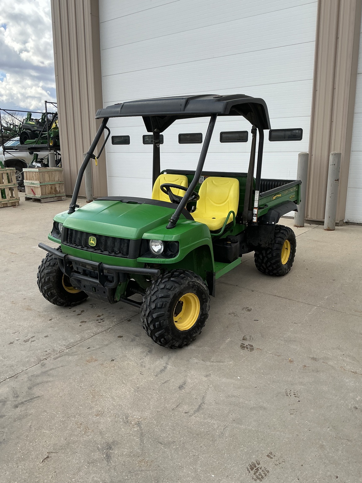 2006 John Deere HPX 4X4 Image 2