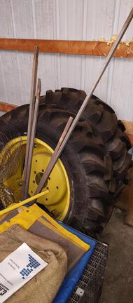 Photo of 1998 John Deere 4300
