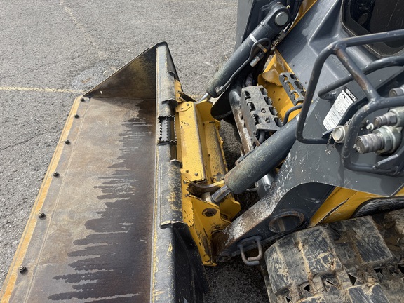 2023 John Deere 333G