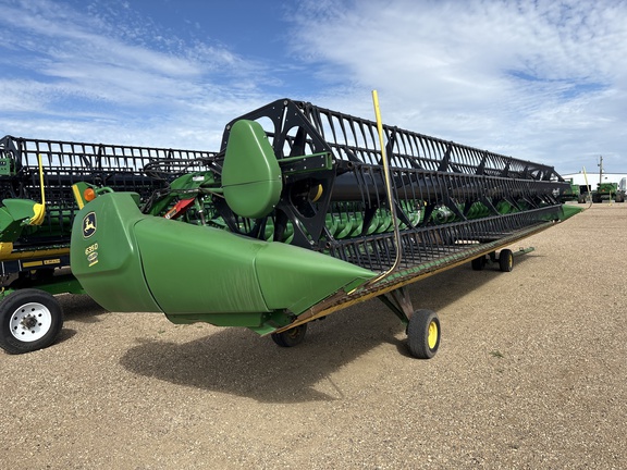 Used 2017 John Deere 635D Combine Platforms at Horizon Ag & Turf in Lloydminster, AB - Photo2