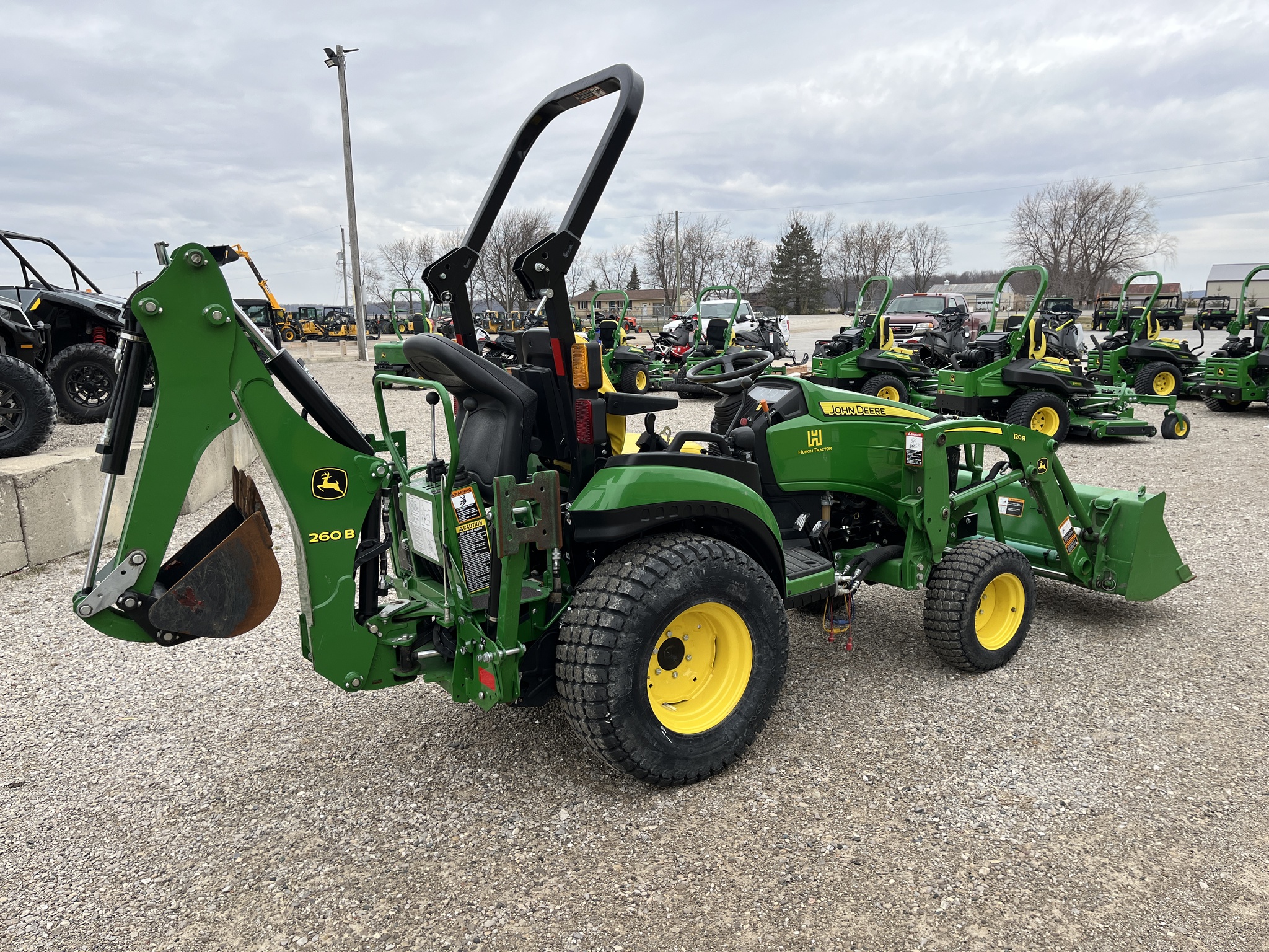 2021 John Deere 2025R Compact Utility Tractors