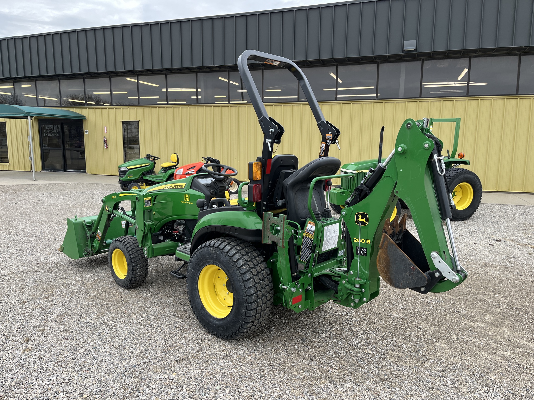 2021 John Deere 2025R Compact Utility Tractors