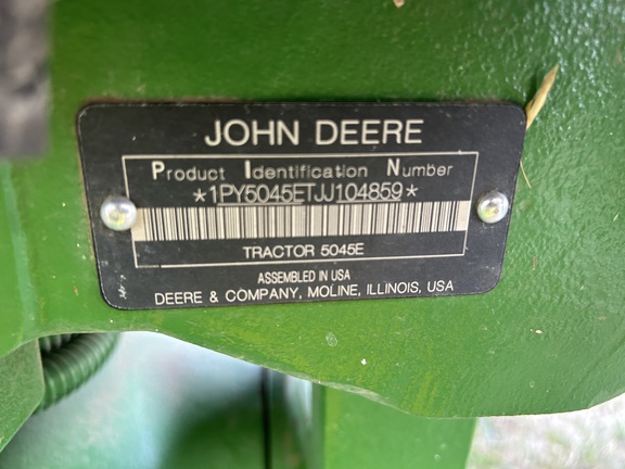 2018 John Deere 5045E (12th thumbnail)