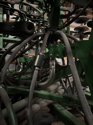 Used 2009 John Deere 1835 Air Drills and Seeders at Horizon Ag & Turf in Lloydminster, AB - Photo29