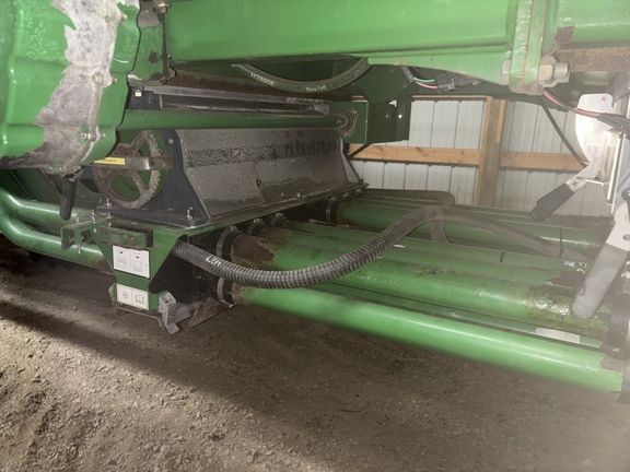 Used 2009 John Deere 1835 Air Drills and Seeders at Horizon Ag & Turf in Lloydminster, AB - Photo8