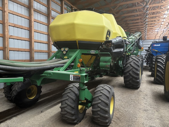 Used 2009 John Deere 1835 Air Drills and Seeders at Horizon Ag & Turf in Lloydminster, AB - Photo27