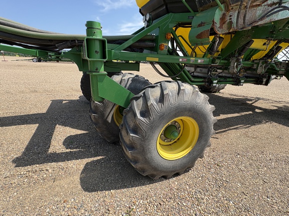 Used 2009 John Deere 1835 Air Drills and Seeders at Horizon Ag & Turf in Lloydminster, AB - Photo18