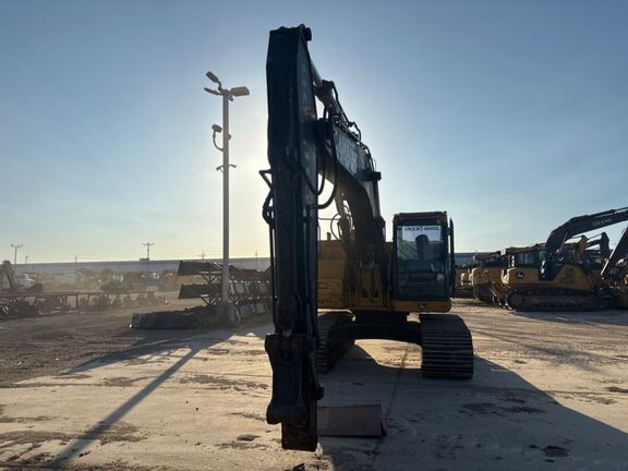 2017 John Deere 245G