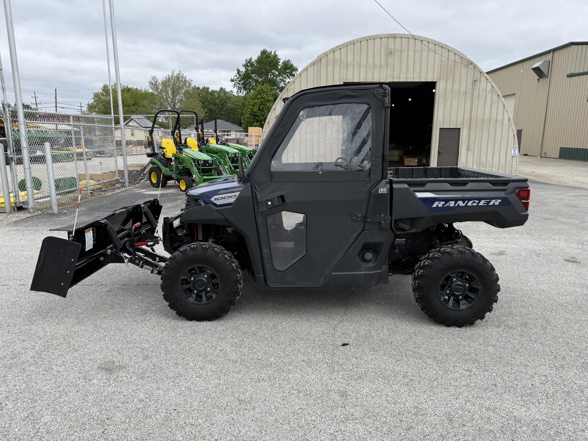  2023 Polaris Ranger 1000 at Heritage Tractor in Pontiac, IL