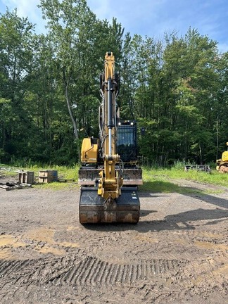 2022 Caterpillar M318