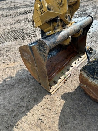 2022 Caterpillar M318
