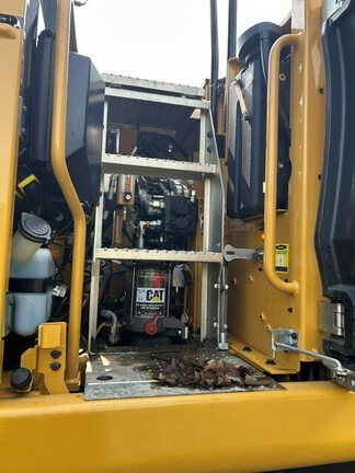 2022 Caterpillar M318