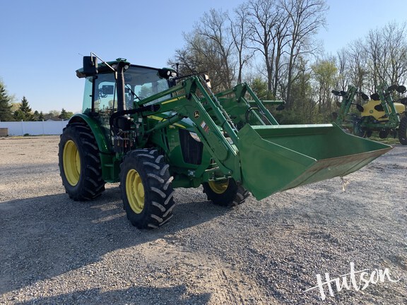 Photo of 2022 John Deere 5115M