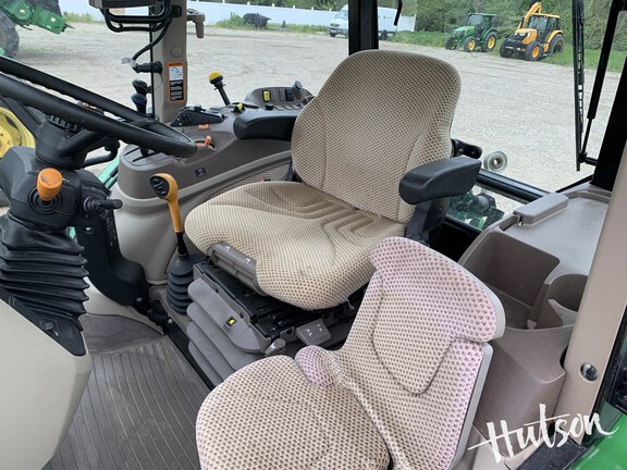 Photo of 2022 John Deere 5115M