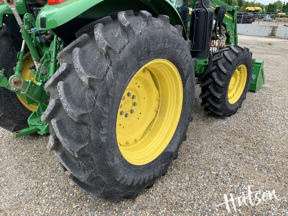 Photo of 2022 John Deere 5115M