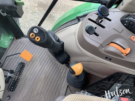 Photo of 2022 John Deere 5115M
