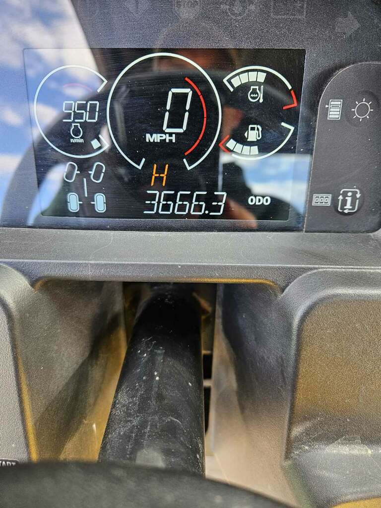 2021 John Deere XUV 835M Image 9