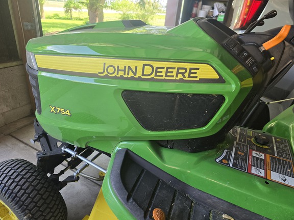 2018 John Deere X754 - Photo7