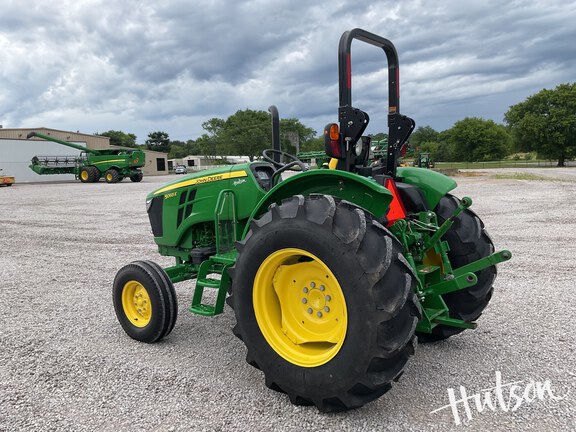 Photo of 2022 John Deere 5065E