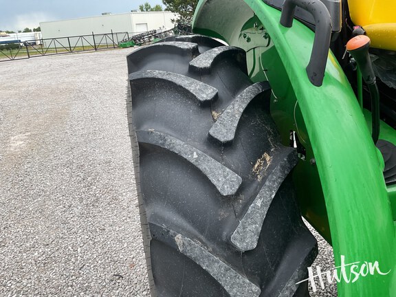 Photo of 2022 John Deere 5065E
