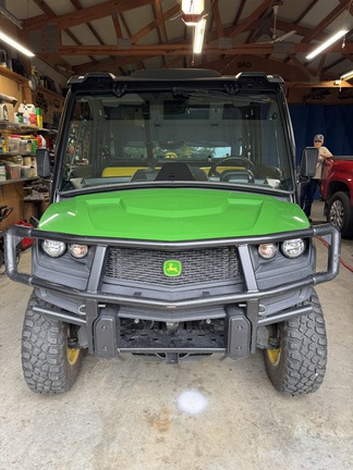 Photo of 2021 John Deere XUV 835M