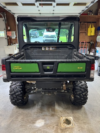 Photo of 2021 John Deere XUV 835M