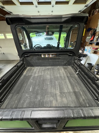 Photo of 2021 John Deere XUV 835M