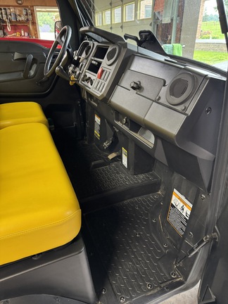 Photo of 2021 John Deere XUV 835M
